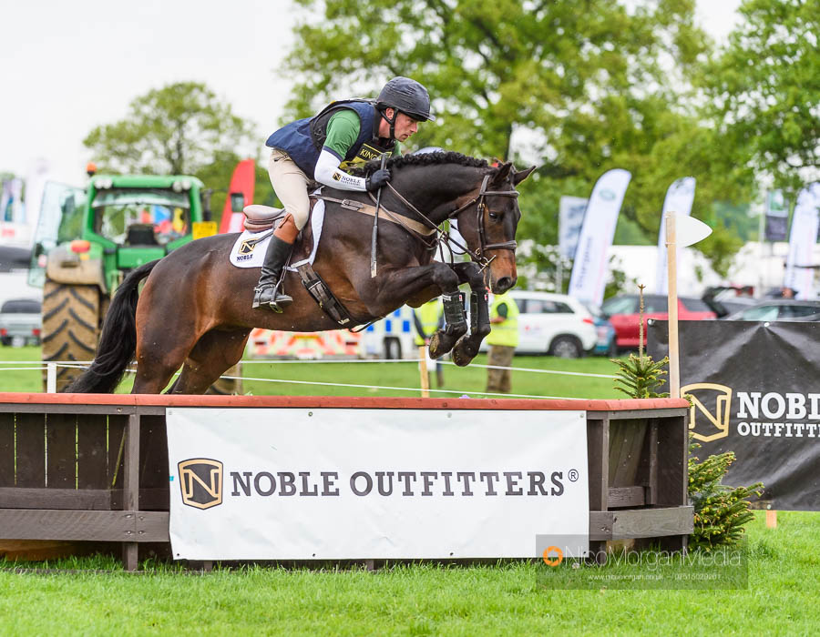 Simon Grieve and BONHUNT BERTIE