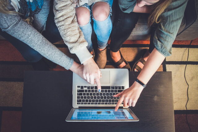 Websites for photographers - John Schnobrich on Unsplash